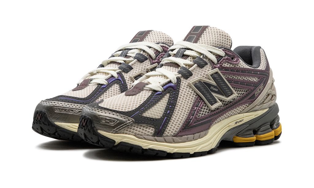 New Balance 1906R "LICORICE" Keesef