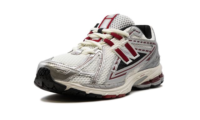 New Balance 1906R "Silver / Crimson" Keesef