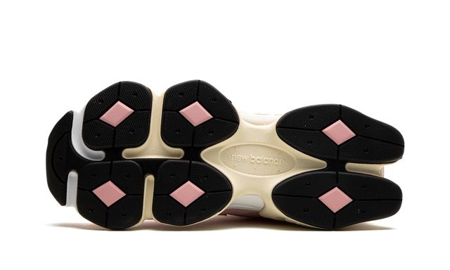 New Balance 9060 Crystal Pink Keesef
