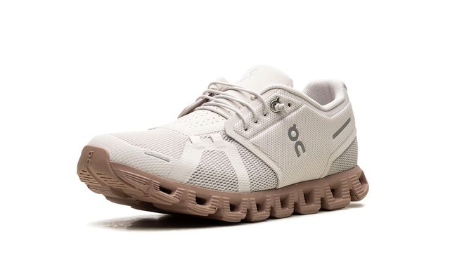 On Running Cloud On 5 Sand Rosebrown Keesef