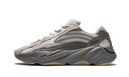 Adidas Yeezy Boost 700 Tephra Adidas Yeezy Boost 700 Tephra Keesef