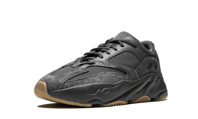 Adidas Yeezy Boost 700 Utility black Adidas Yeezy Boost 700 Utility black Keesef