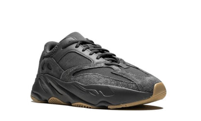 Adidas Yeezy Boost 700 Utility black Adidas Yeezy Boost 700 Utility black Keesef