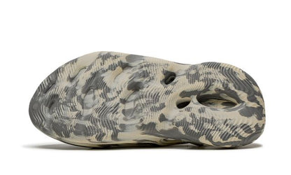 Adidas Yeezy Foam Moon Gray Adidas Yeezy Foam Moon Gray Keesef