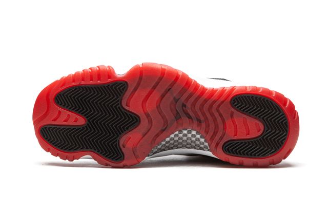 Air Jordan 11 Retro Low Concord Bred Keesef