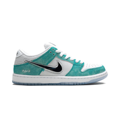 April Skateboards x Nike SB Dunk Low Turbo Green Keesef
