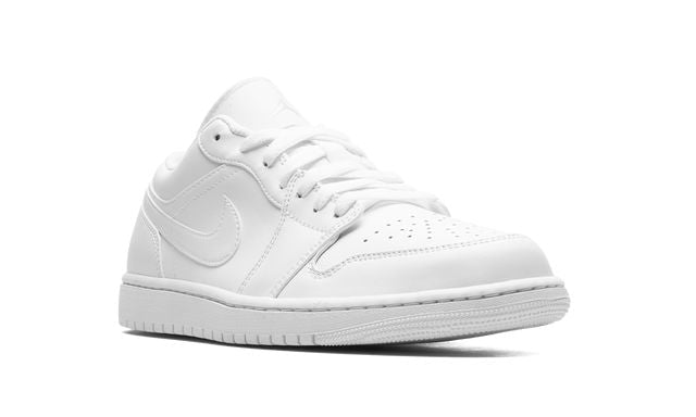 Jordan 1 Low Triple White Jordan 1 Low Triple White Keesef