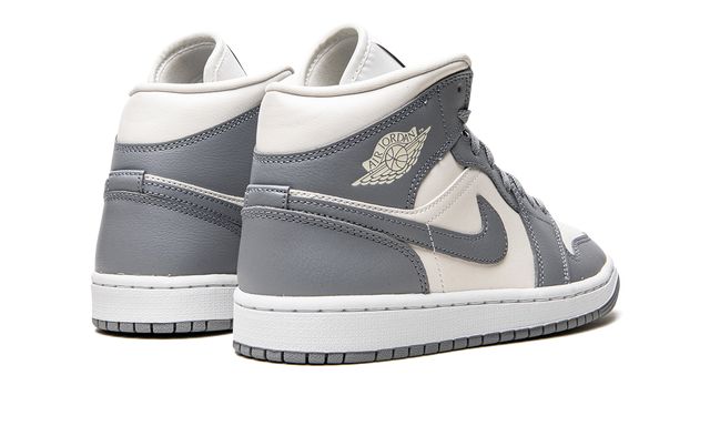 Jordan 1 Mid Stealth Jordan 1 Mid Stealth Keesef