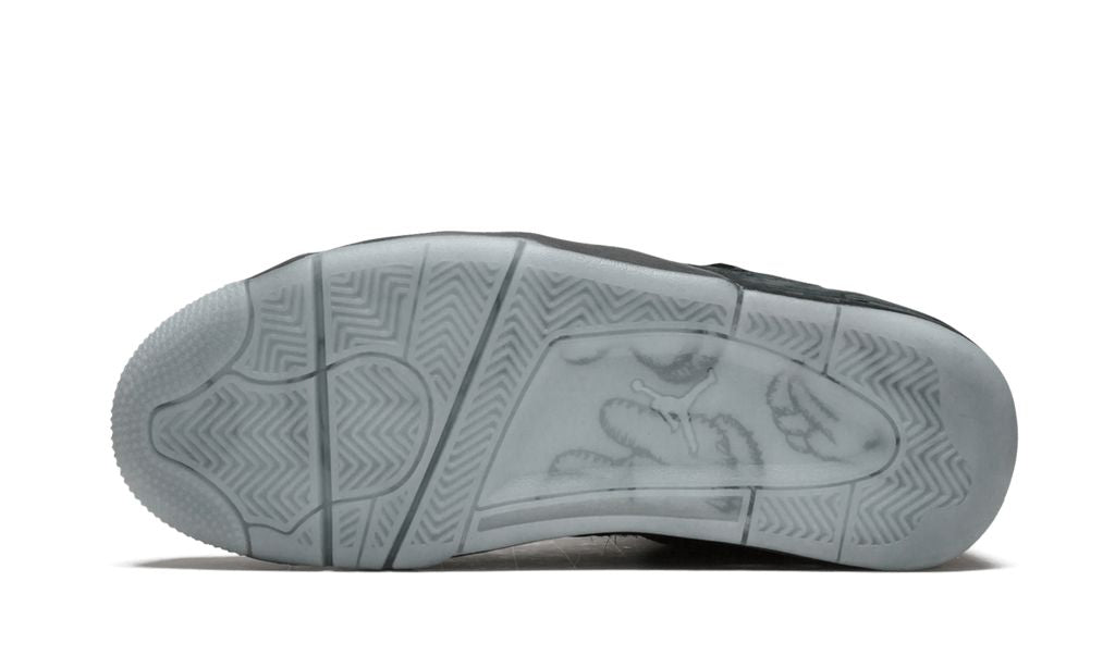 Jordan 4 Retro Kaws Black Jordan 4 Retro Kaws Black Keesef