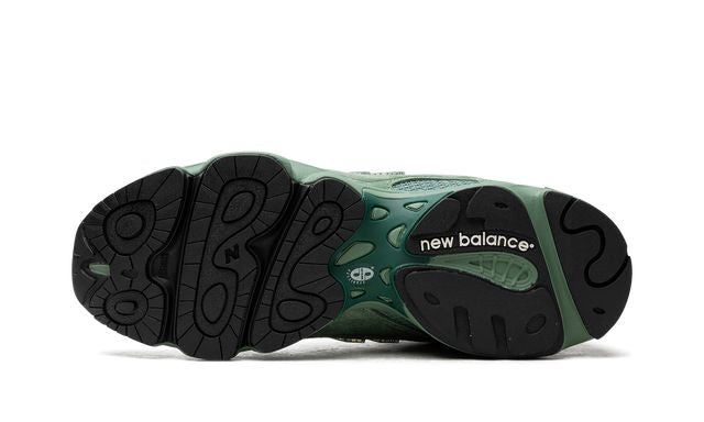 New Balance 1000 Mallard Green Sea Salt Keesef