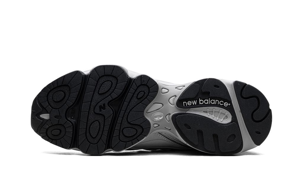 New Balance 1000 Silver Metalic Raincloud Keesef
