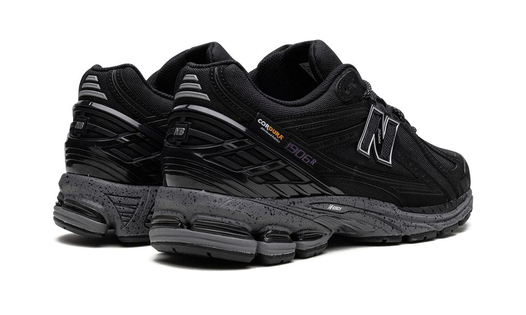 New Balance 1906R "Cordura Pocket Black" Keesef 