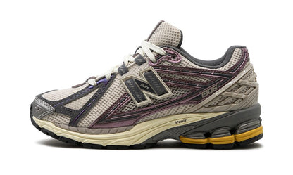 New Balance 1906R "LICORICE" Keesef 