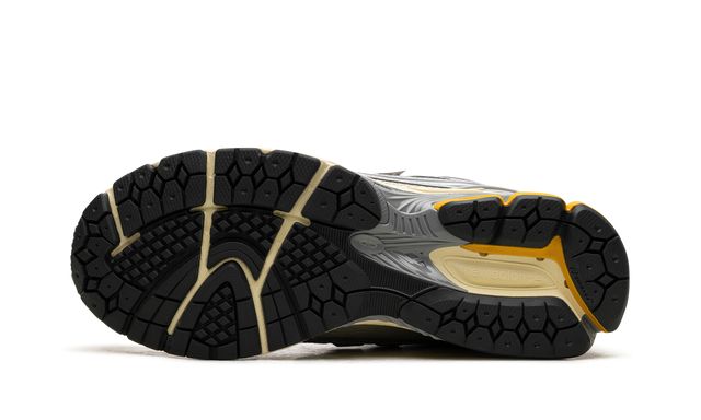 New Balance 1906R "Metallic Silver Yellow" Keesef 