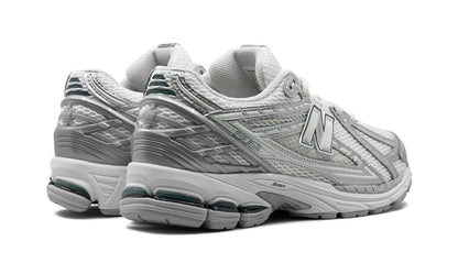 New Balance 1906R "SILVER METALLIC" Keesef 