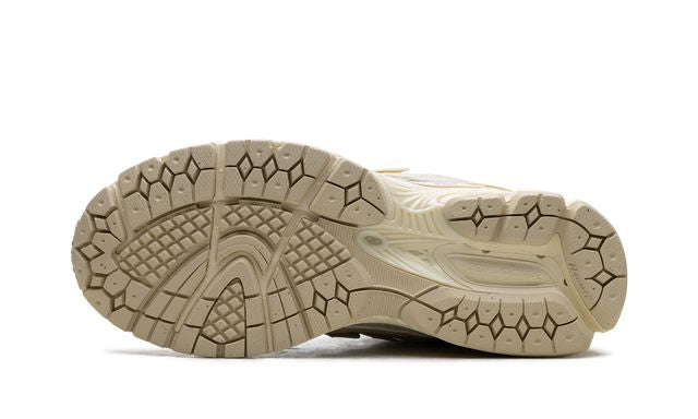 New Balance 1906R Utility "Yellow" Keesef 