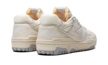 New Balance 550 White / Cream New Balance 550 Purple White Keesef