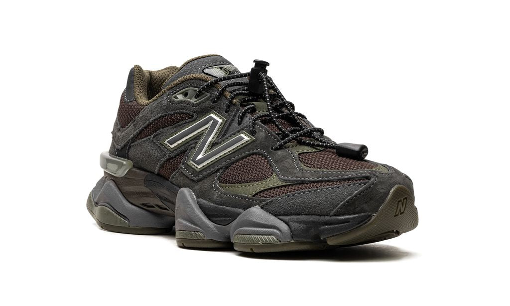New Balance 9060 Blacktop/Dark Moss/Black Keesef