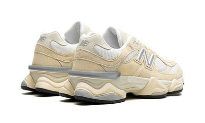 New Balance 9060 Calcium Keesef