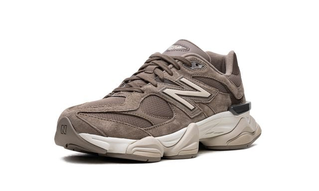 New Balance 9060 Mushroom Brown Keesef