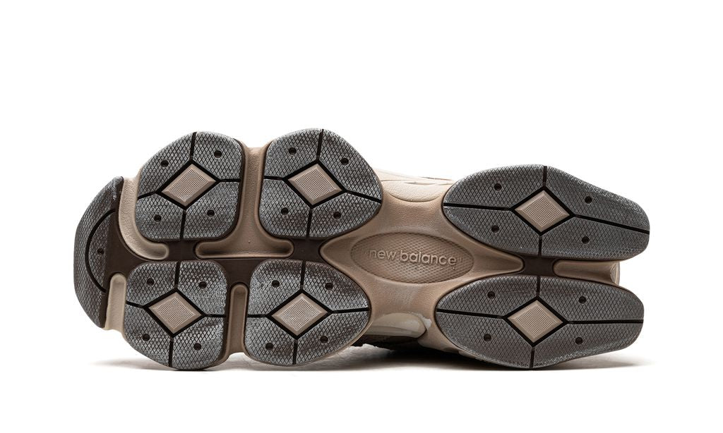 New Balance 9060 Mushroom Timberwolf New Balance 9060 Mushroom Timberwolf Keesef