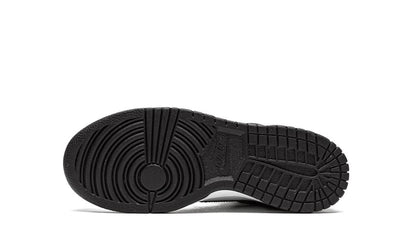 Nike Dunk High Panda Nike Dunk High Panda Keesef