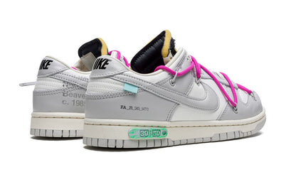 Nike Dunk Low Off White Lot 30:50 Nike Dunk Low Off White Lot 30:50 Keesef