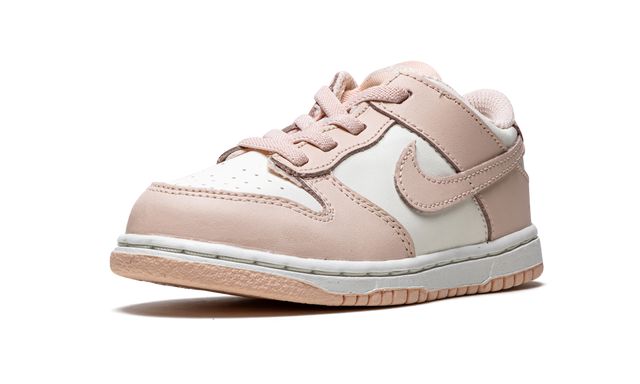 Nike Dunk Low Orange Pearl Nike Dunk Low Orange Pearl Keesef
