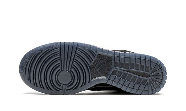 Nike Dunk Low SP Undefeated 5 On It Black Nike Dunk Low Undefeated Canteen Keesef