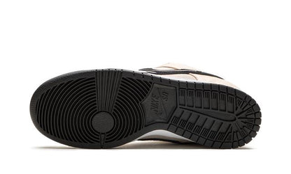 Nike SB Dunk Low Albino & Preto 'Jiu-Jitsu' Nike SB Dunk Low Albino & Preto Men’s Keesef