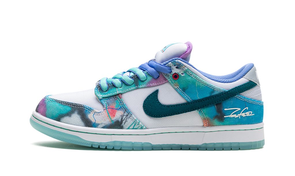 Nike SB Dunk Low Futura Laboratories Bleached Aqua Keesef