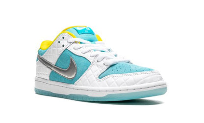 Nike SB Dunk Low Pro FTC Lagoon Pulse Nike SB Dunk Low Pro FTC Lagoon Pulse Keesef