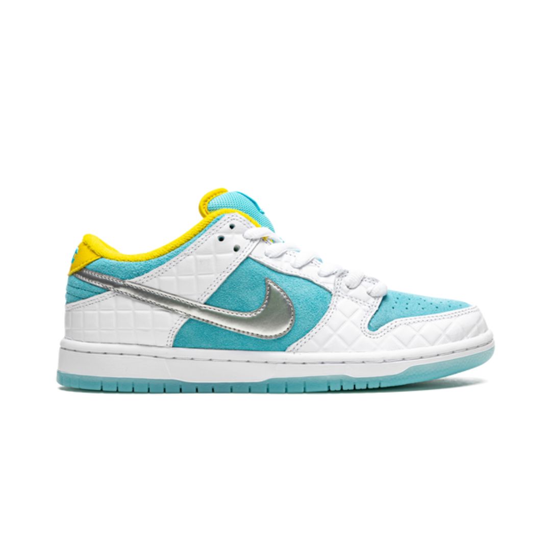Nike SB Dunk Low Pro FTC Lagoon Pulse Nike SB Dunk Low Pro FTC Lagoon Pulse Keesef
