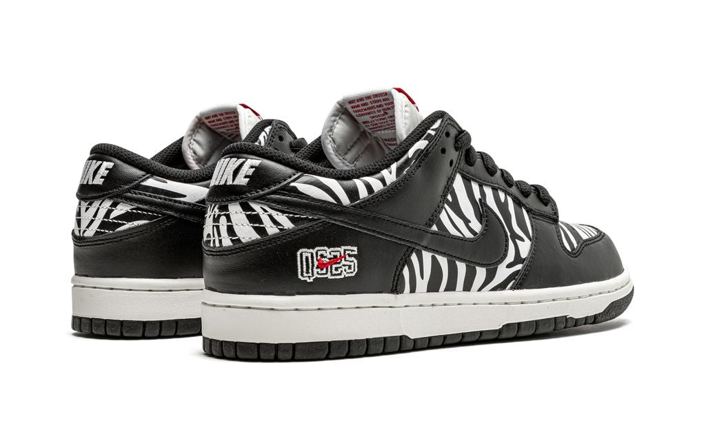 Nike SB Dunk Low Quartersnacks Zebra Nike SB Dunk Low Quartersnacks Zebra Keesef