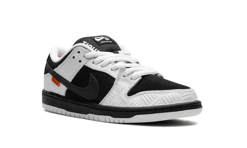 Nike SB Dunk Low TIGHTBOOTH Nike SB Dunk Low TIGHTBOOTH Keesef