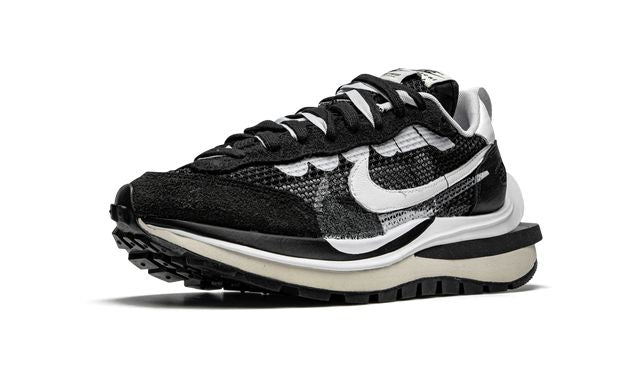Nike Vaporwaffle Sacai Black White Nike Vaporwaffle Sacai Black White Keesef