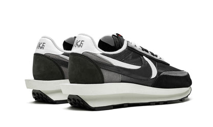 Nike Waffle Sacai Black Nike Waffle Sacai Black Keesef